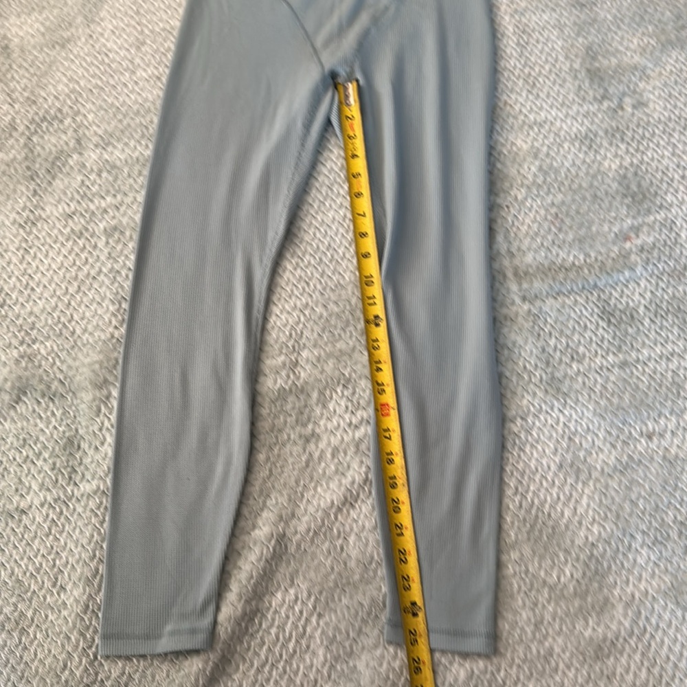 Fabletics Active Set Aqua - image 8